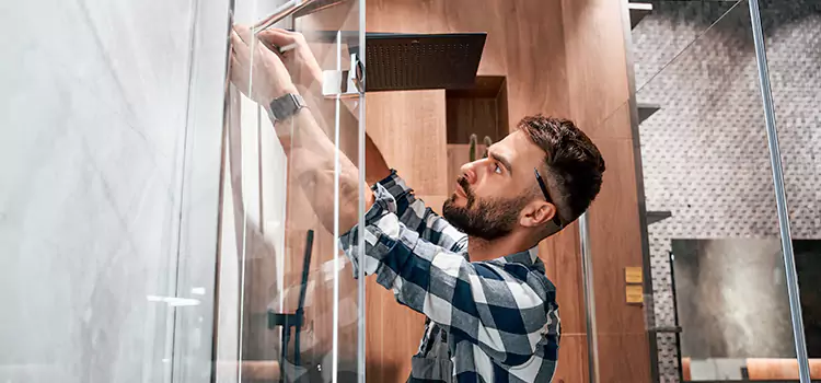 Replace Shower Doors with Frameless Rock Springs